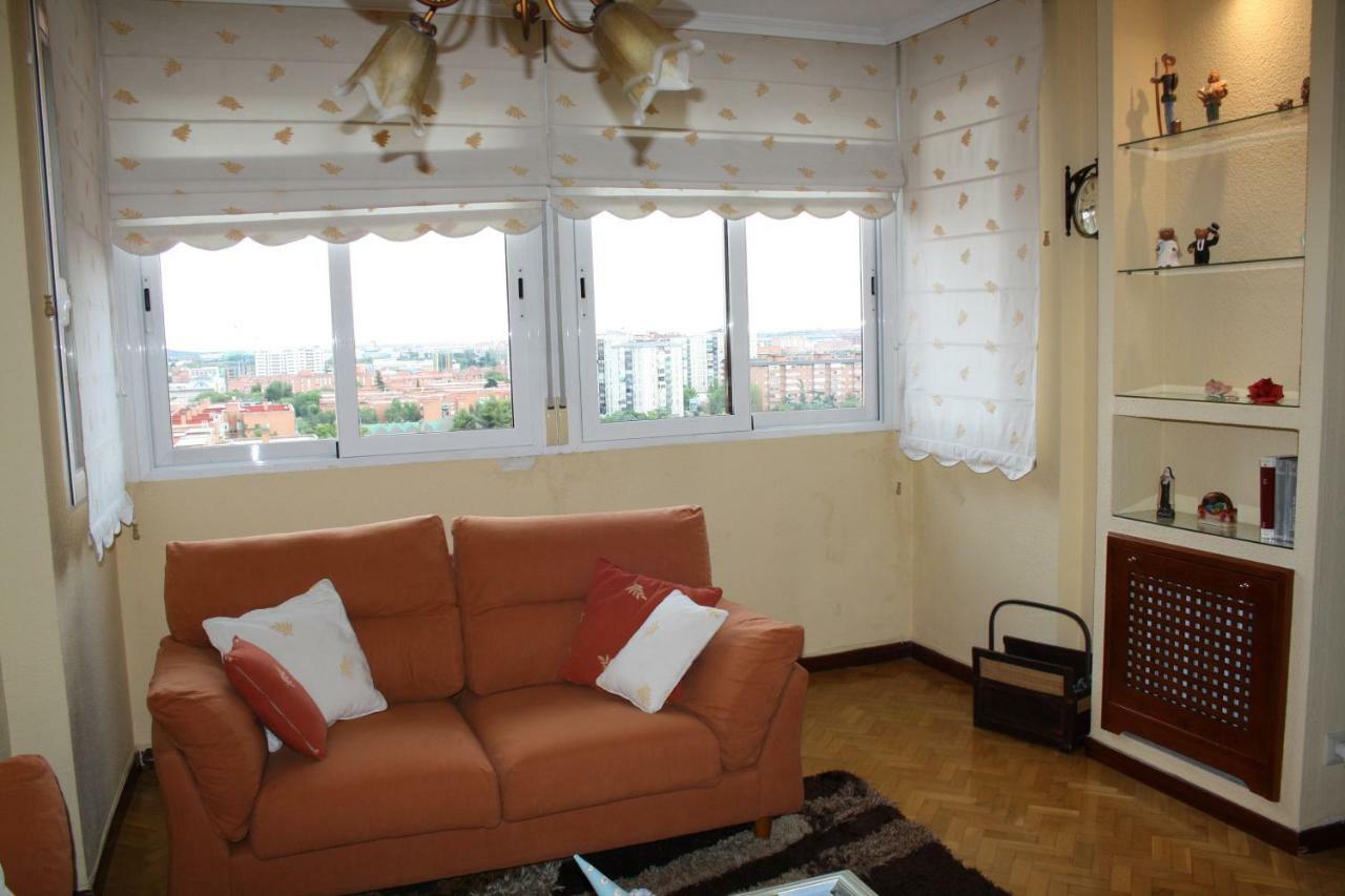 Apartamento Ciudad De Los Angeles En Madrid